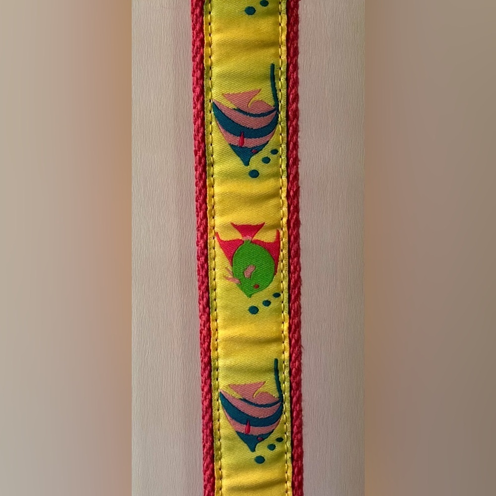 Douglas Paquette “H” Closure Tropical Fish Pink Canvas Belt Women’s Size Large